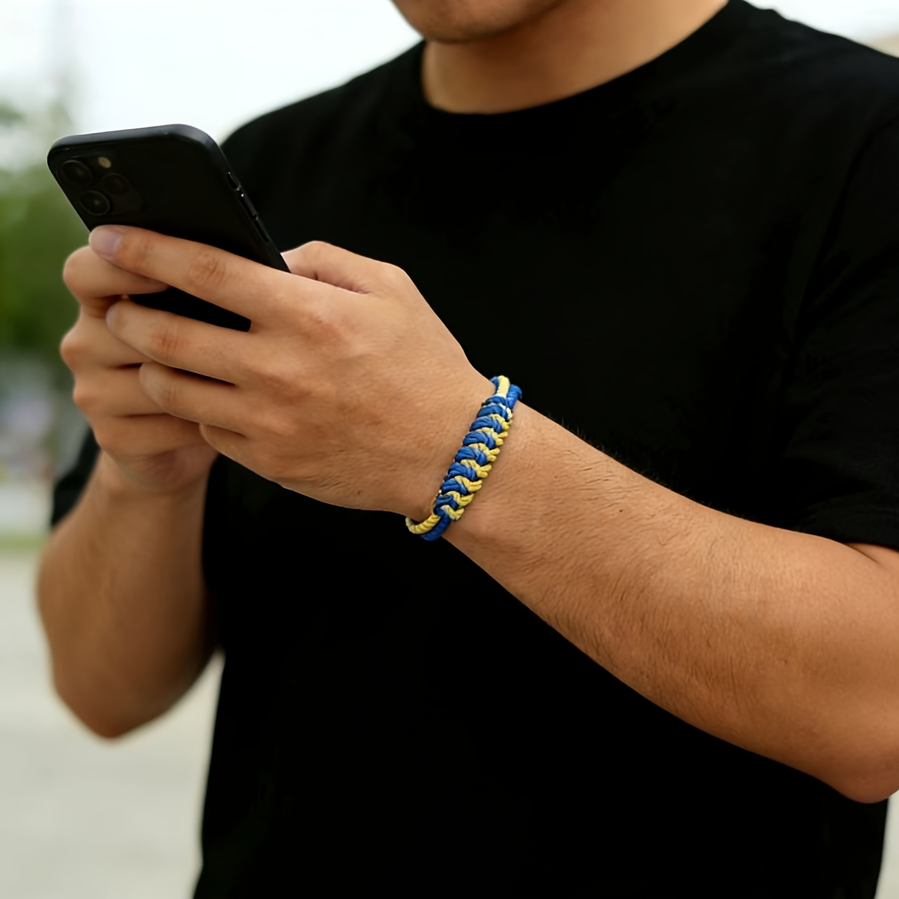 Two-Tone Dragon-Patterned Braided Bracelet for Casual Wear